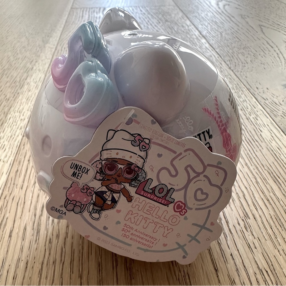 L.O.L. Surprise! Loves Hello Kitty Tots Crystal Cutie Doll - Picture 8 of 10